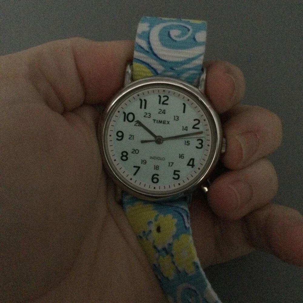 Timex Womens Watch 38mm White Dial Blue Floral Nylon Band Indiglo TW2R24000 - Picture 14 of 15